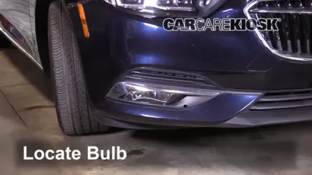 2018 Buick Regal Sportback Preferred II 2.0L 4 Cyl. Turbo Lights Fog Light (replace bulb)